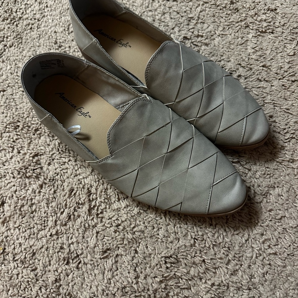 American Eagle Outfitters Taupe Woven Leather Slip-On Flats